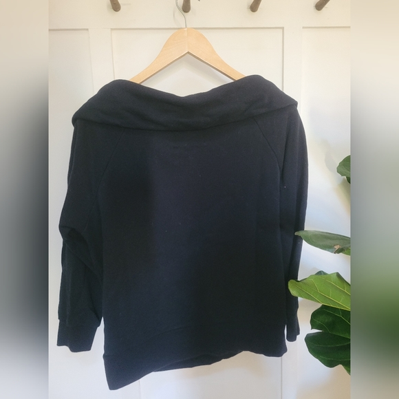 Victoria's Secret Sport Sweatshirt - Picture 2 of 3